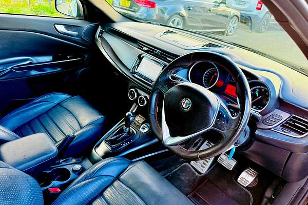 2015 Alfa Romeo Giulietta DISTINCTIVE Hatch Turbo Auto Luxury