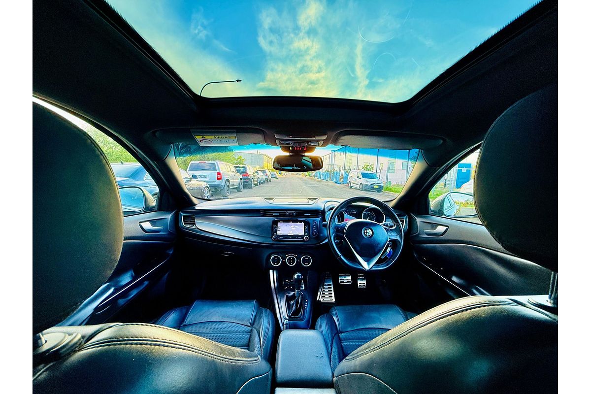 2015 Alfa Romeo Giulietta DISTINCTIVE Hatch Turbo Auto Luxury