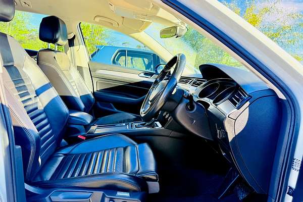 2016 Volkswagen Passat 140TDI HIGHLINE 3C 2.0L Turbo Diesel Luxury