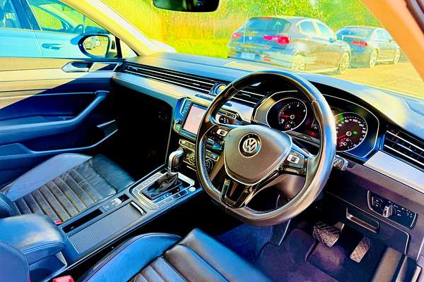 2016 Volkswagen Passat 140TDI HIGHLINE 3C 2.0L Turbo Diesel Luxury