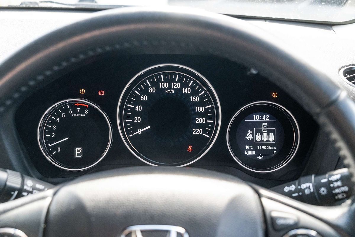 2017 Honda HR-V VTi-S