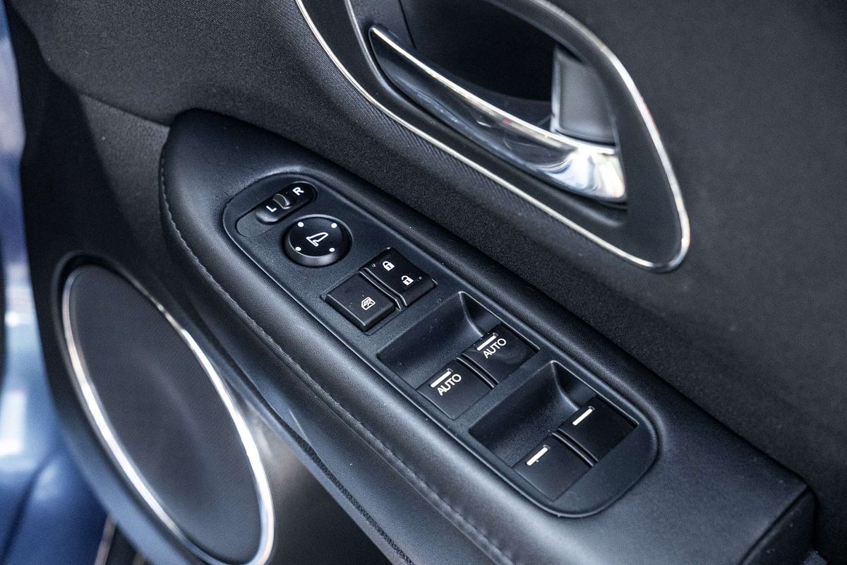 2017 Honda HR-V VTi-S