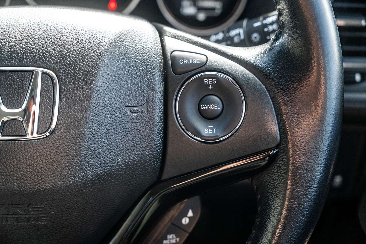2017 Honda HR-V VTi-S