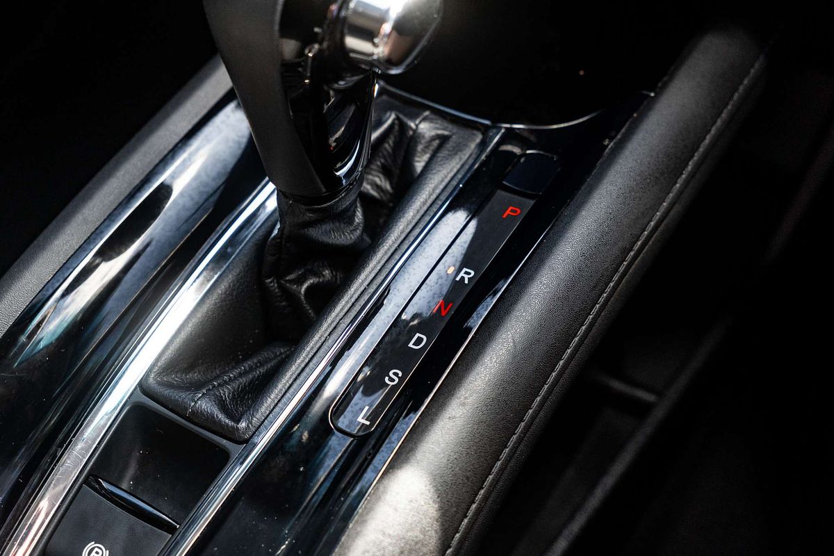 2017 Honda HR-V VTi-S