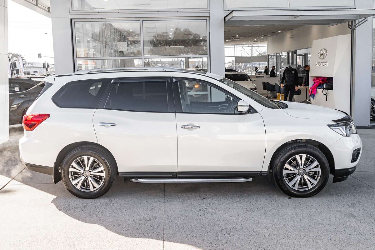 2017 Nissan Pathfinder ST-L R52 Series II