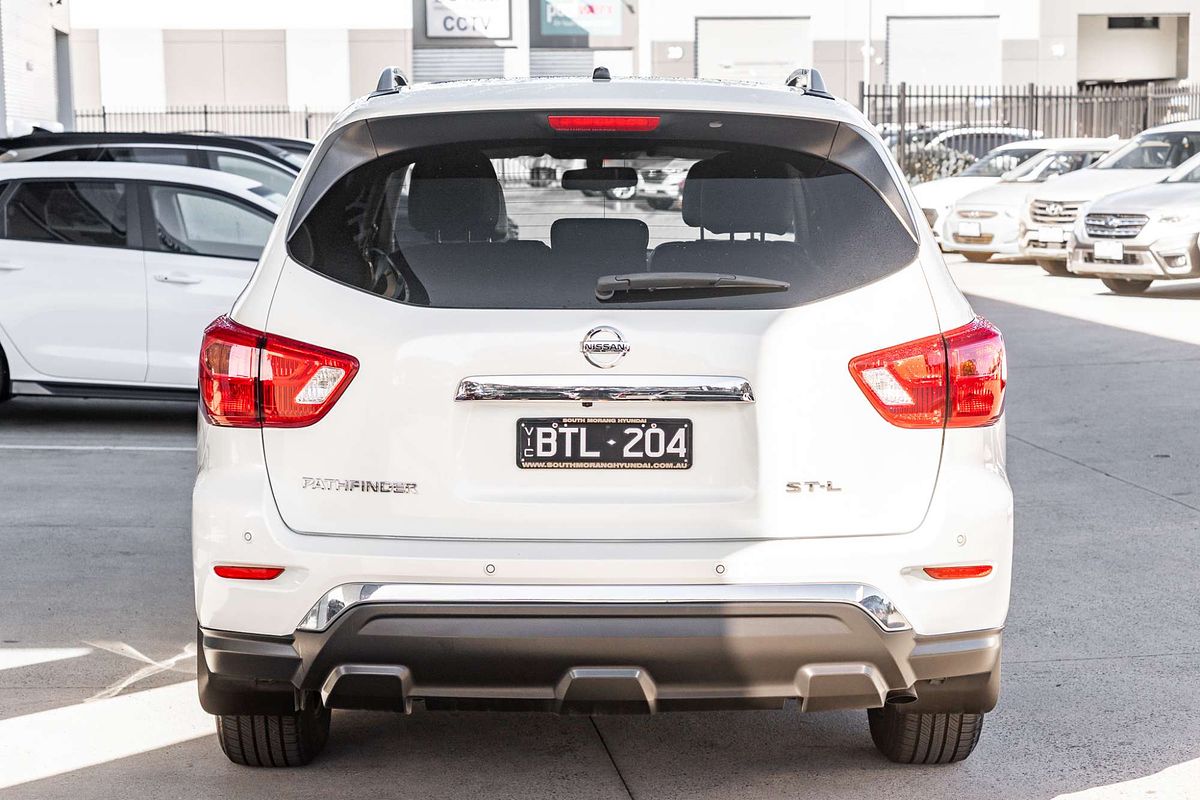 2017 Nissan Pathfinder ST-L R52 Series II