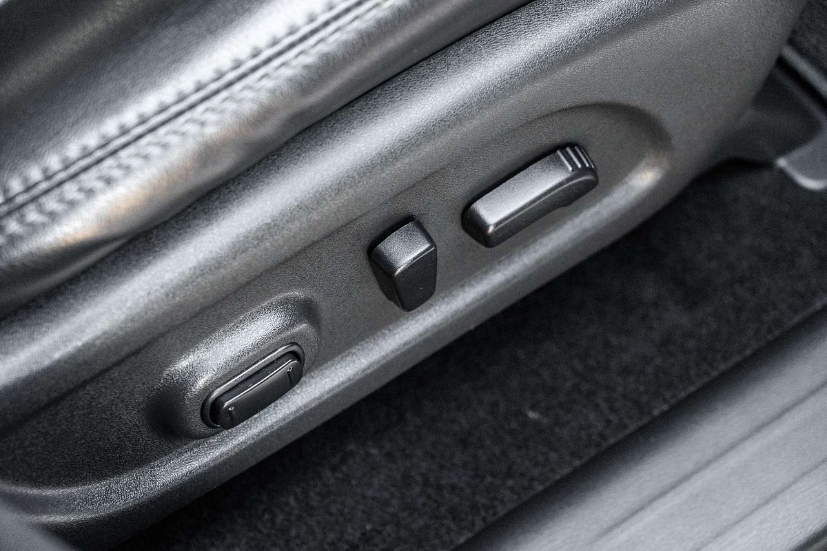 2017 Nissan Pathfinder ST-L R52 Series II