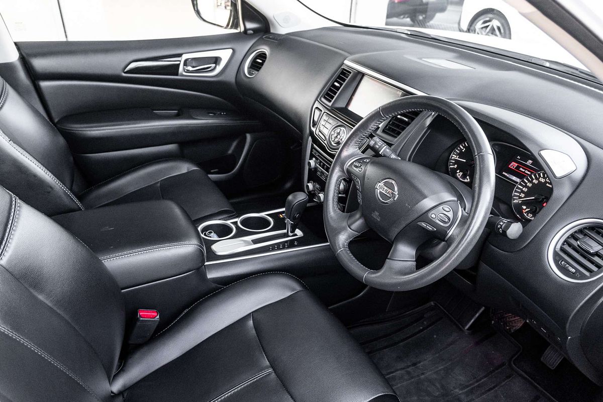 2017 Nissan Pathfinder ST-L R52 Series II