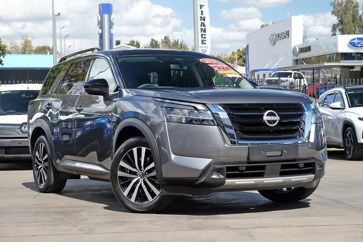 2023 Nissan Pathfinder Ti-L R53