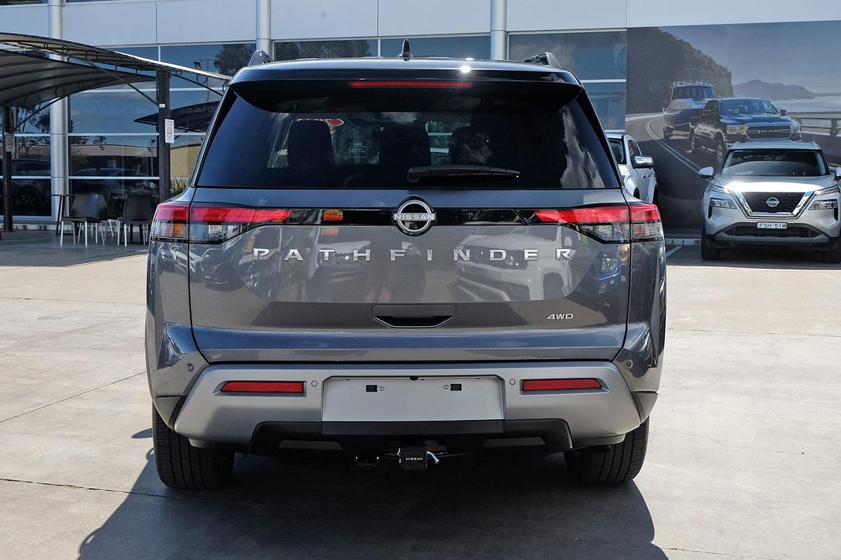 2023 Nissan Pathfinder Ti-L R53