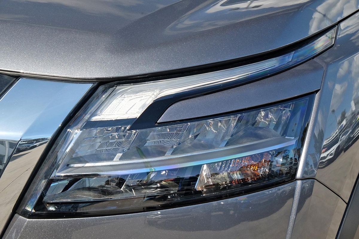 2023 Nissan Pathfinder Ti-L R53