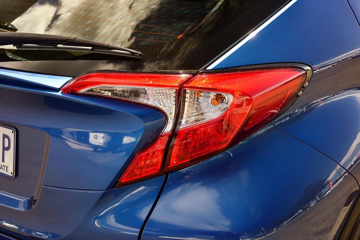 2017 Toyota C-HR NGX10R