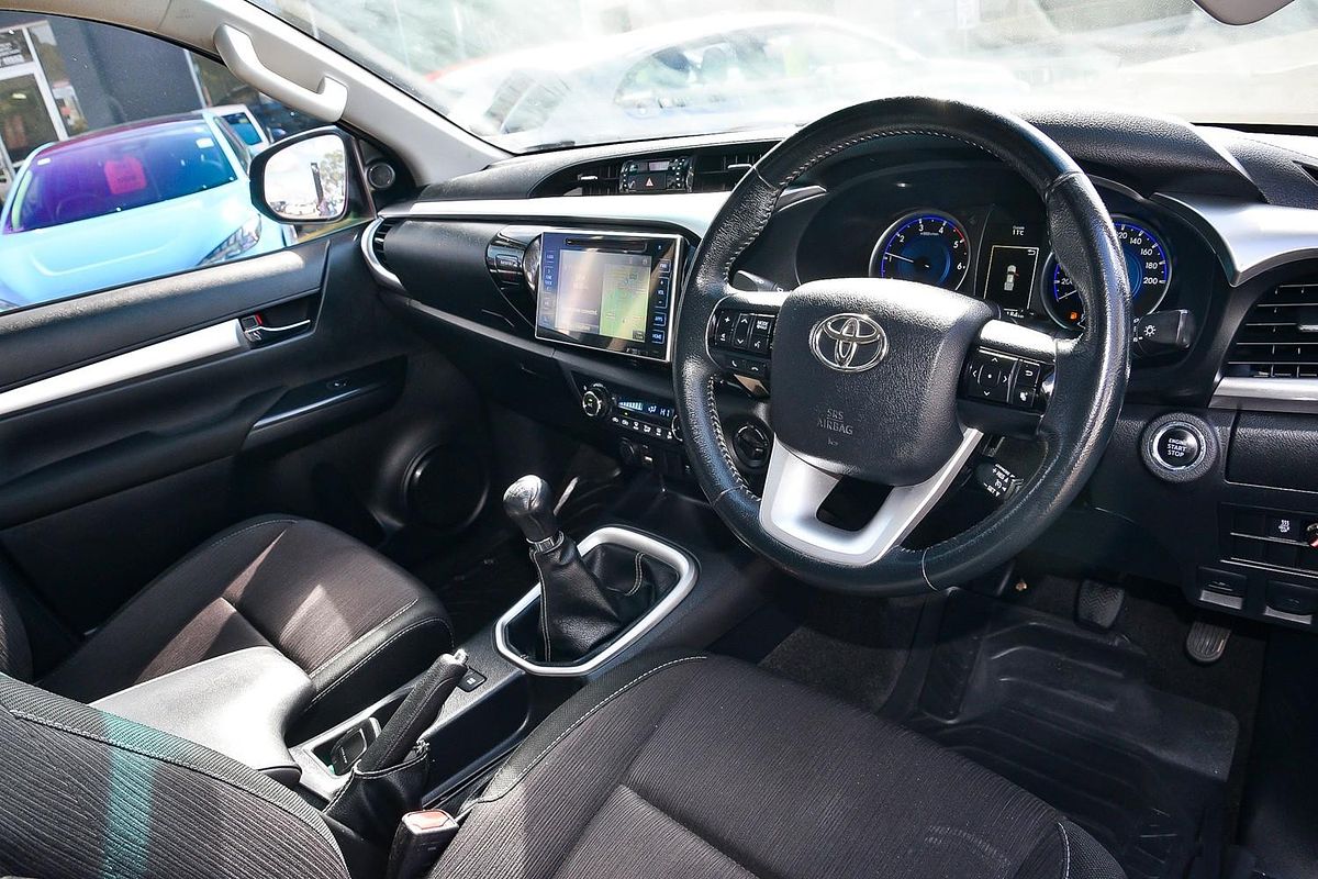 2018 Toyota Hilux SR5 GUN126R 4X4