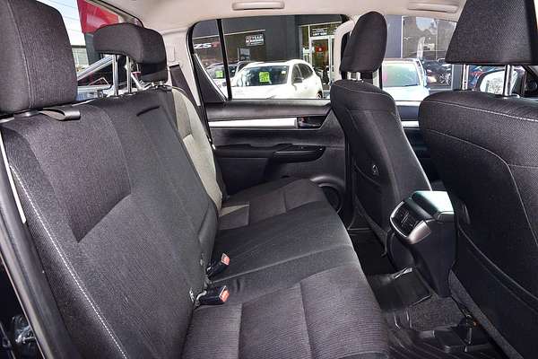2018 Toyota Hilux SR5 GUN126R 4X4