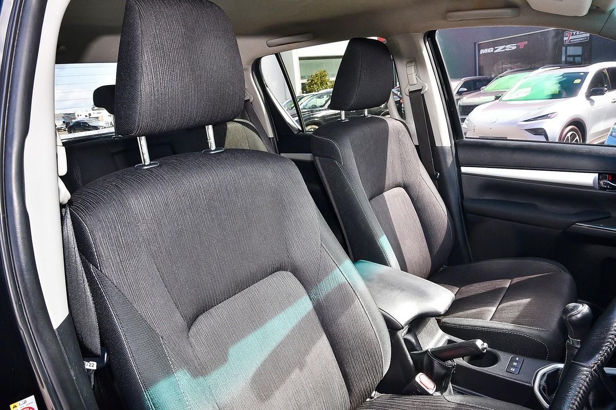 2018 Toyota Hilux SR5 GUN126R 4X4