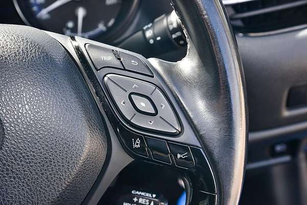 2017 Toyota C-HR NGX10R