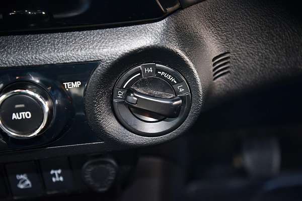2018 Toyota Hilux SR5 GUN126R 4X4