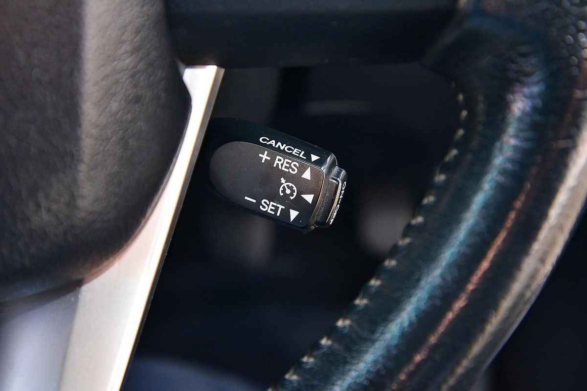 2018 Toyota Hilux SR5 GUN126R 4X4