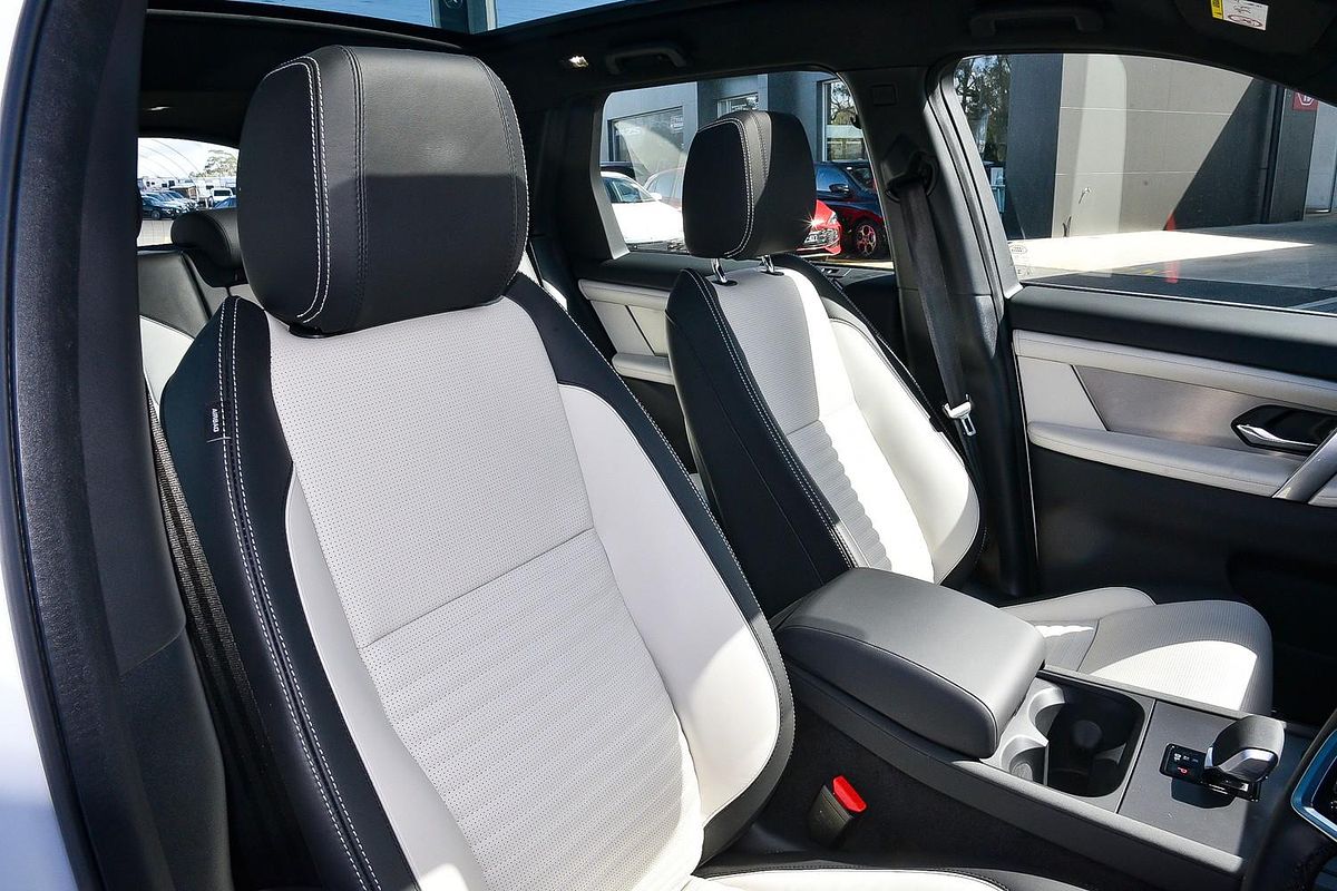 2024 Land Rover Discovery Sport P250 Dynamic HSE L550