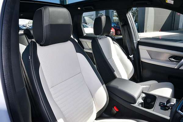 2024 Land Rover Discovery Sport P250 Dynamic HSE L550
