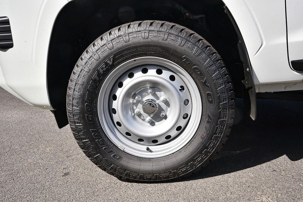 2025 Mitsubishi Triton GLX MV 4X4
