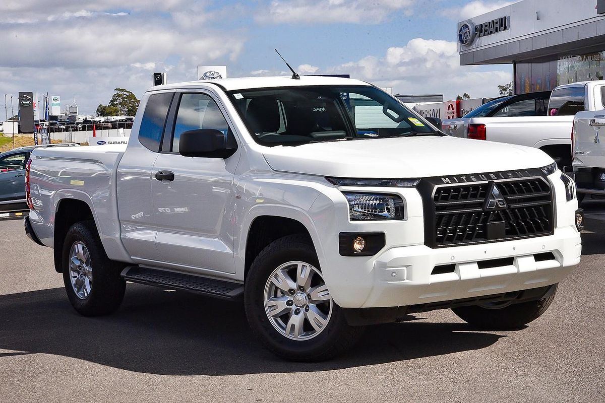 2024 Mitsubishi Triton GLX+ MV 4X4