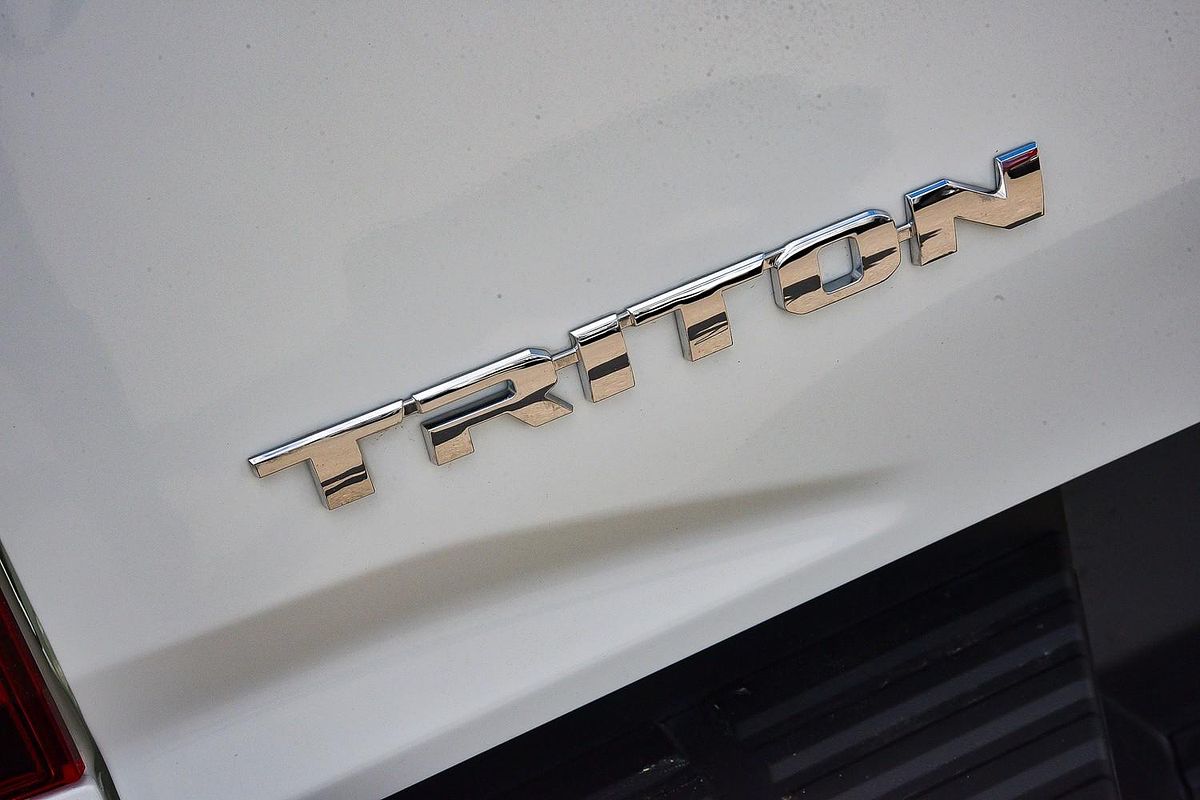 2024 Mitsubishi Triton GLX+ MV 4X4