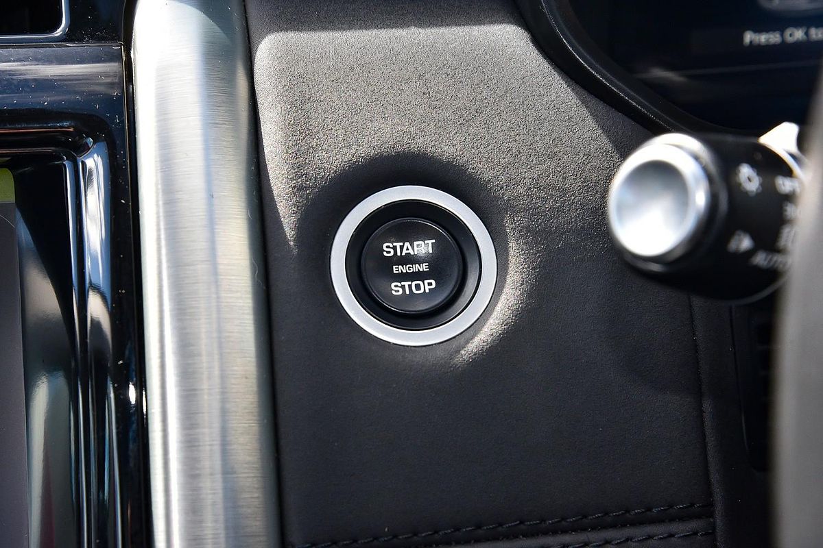 2019 Land Rover Discovery SD6 HSE Series 5