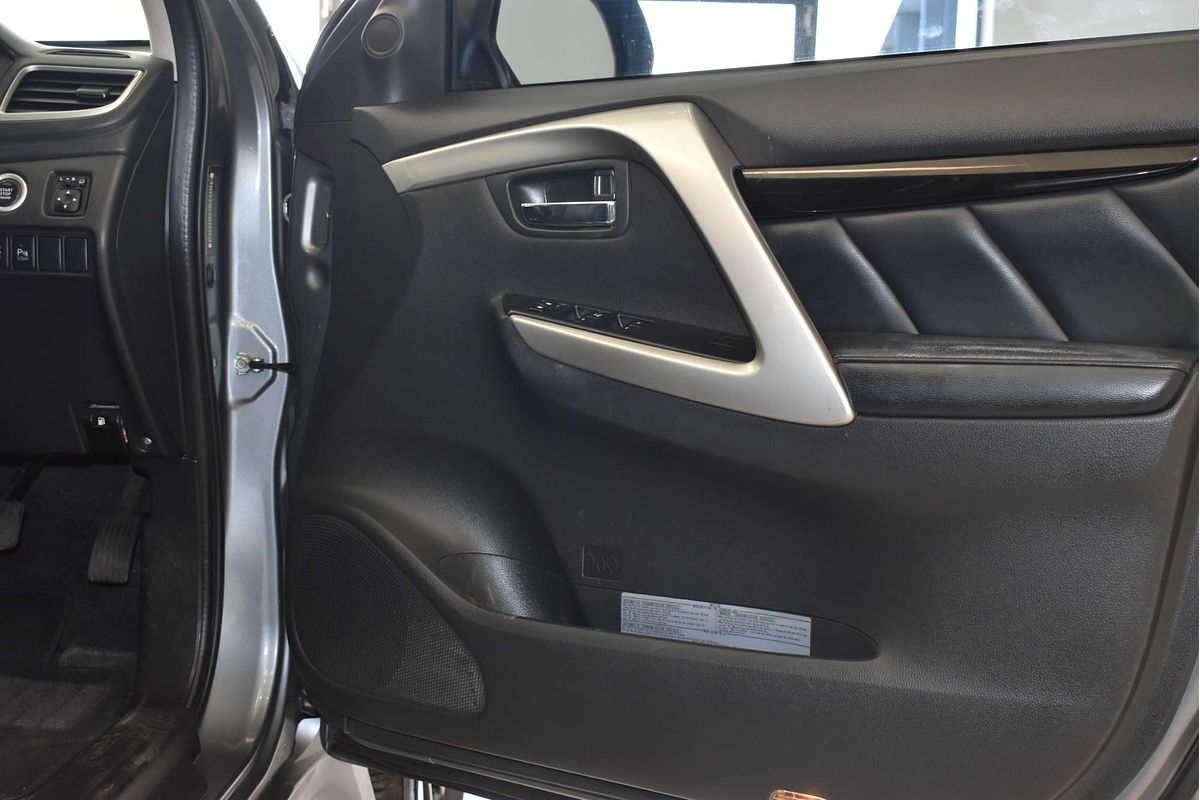 2016 Mitsubishi Pajero Sport GLS QE