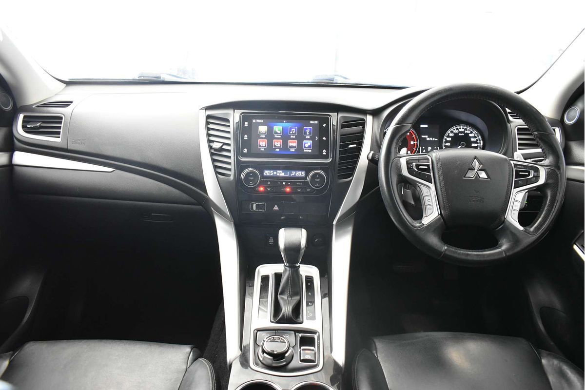 2016 Mitsubishi Pajero Sport GLS QE