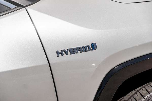 2024 Toyota RAV4 XSE AXAH52R