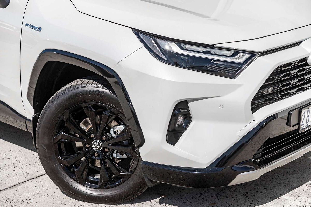2024 Toyota RAV4 XSE AXAH52R