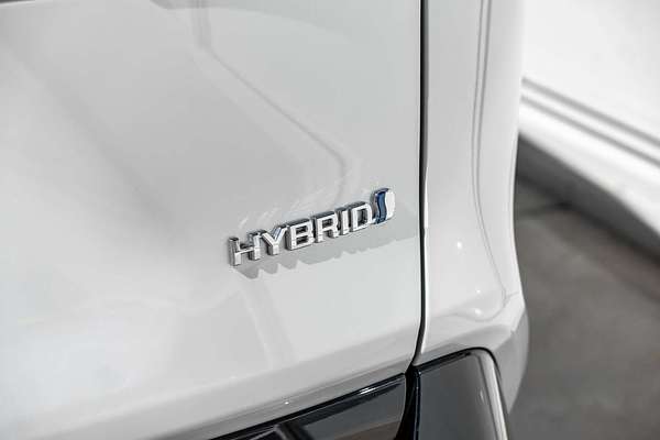 2024 Toyota RAV4 XSE AXAH52R