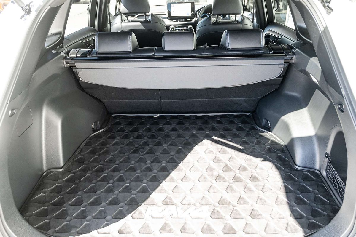 2024 Toyota RAV4 XSE AXAH52R