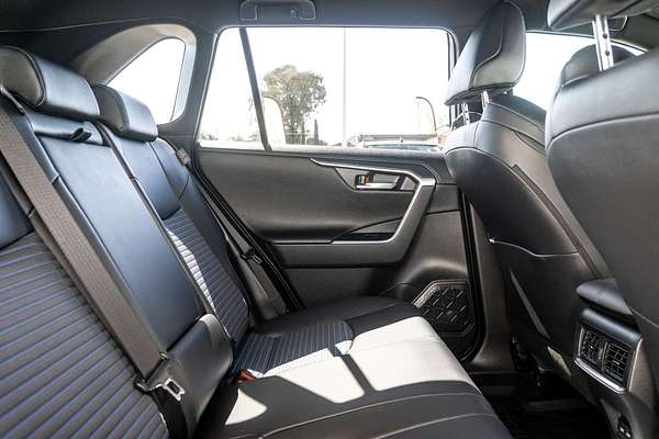2024 Toyota RAV4 XSE AXAH52R