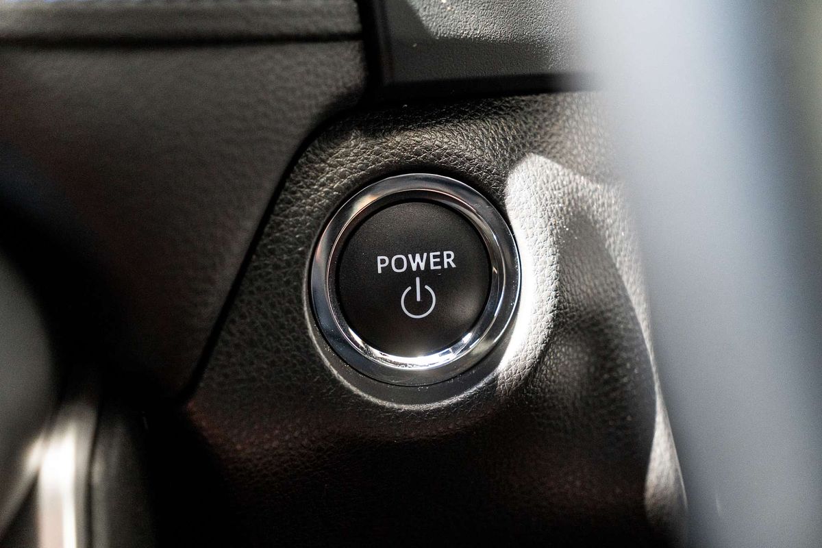 2024 Toyota RAV4 XSE AXAH52R
