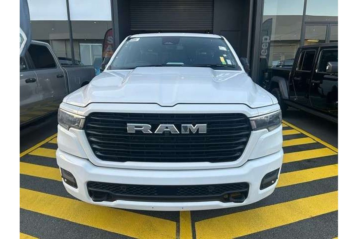 2025 RAM 1500 Laramie Sport Hurricane SO RamBox DT 4X4 SWB