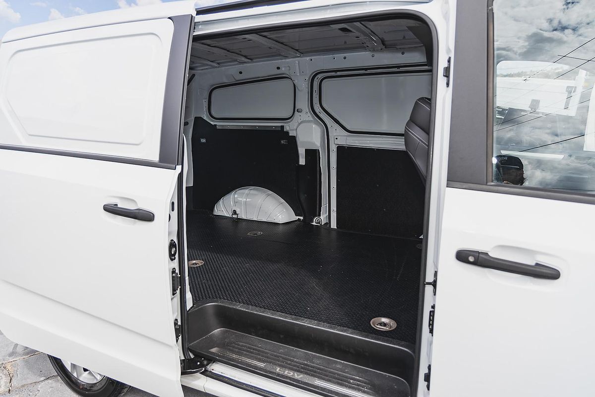 2024 LDV G10 + SV7C