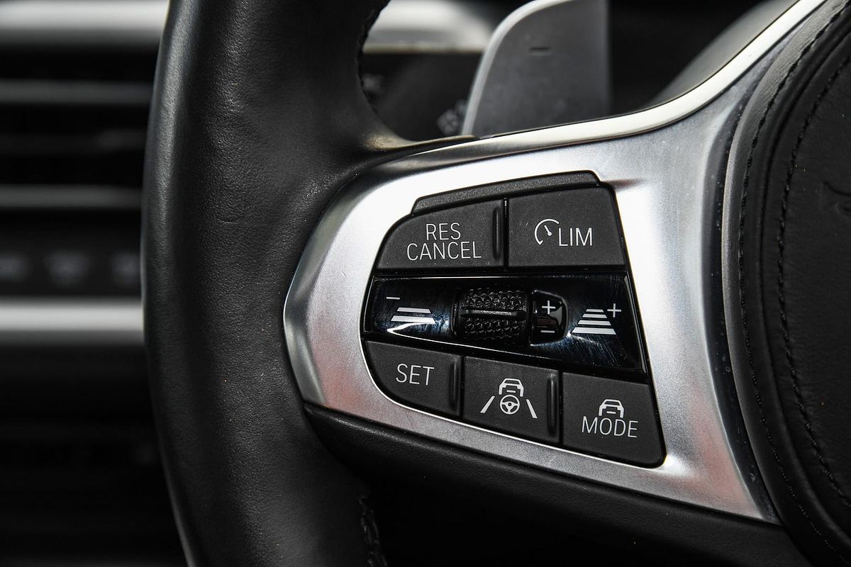 2019 BMW 3 Series 330i M Sport G20