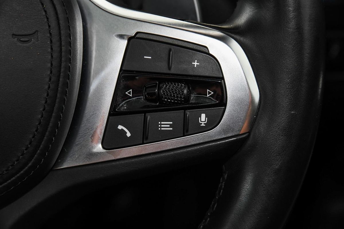 2019 BMW 3 Series 330i M Sport G20