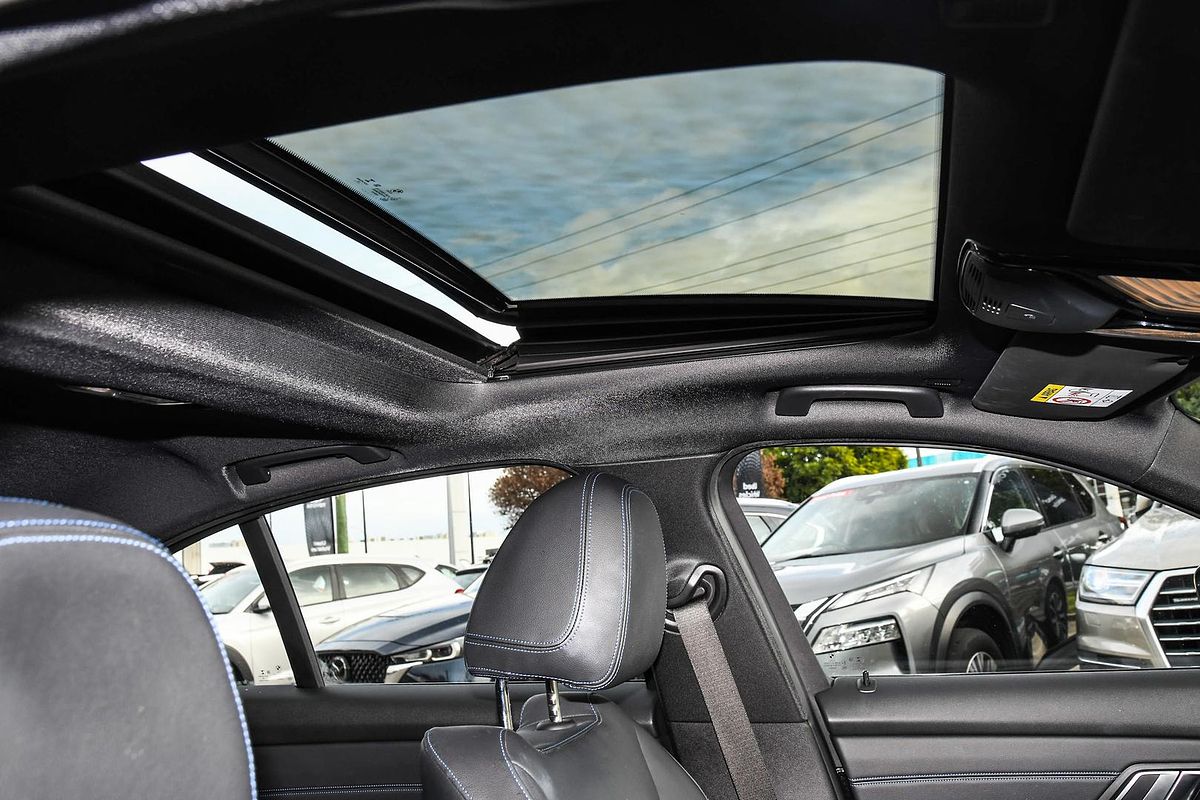 2019 BMW 3 Series 330i M Sport G20