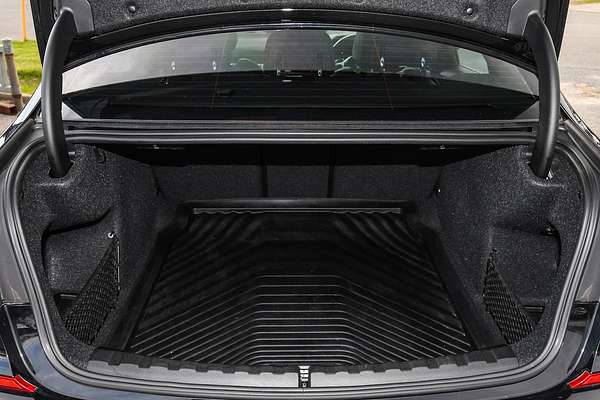 2019 BMW 3 Series 330i M Sport G20