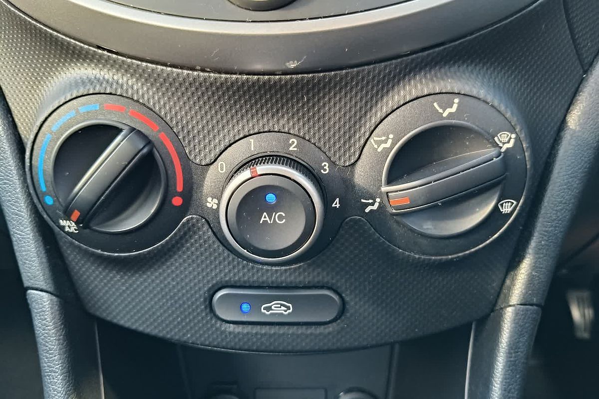 2018 Hyundai Accent Sport RB6