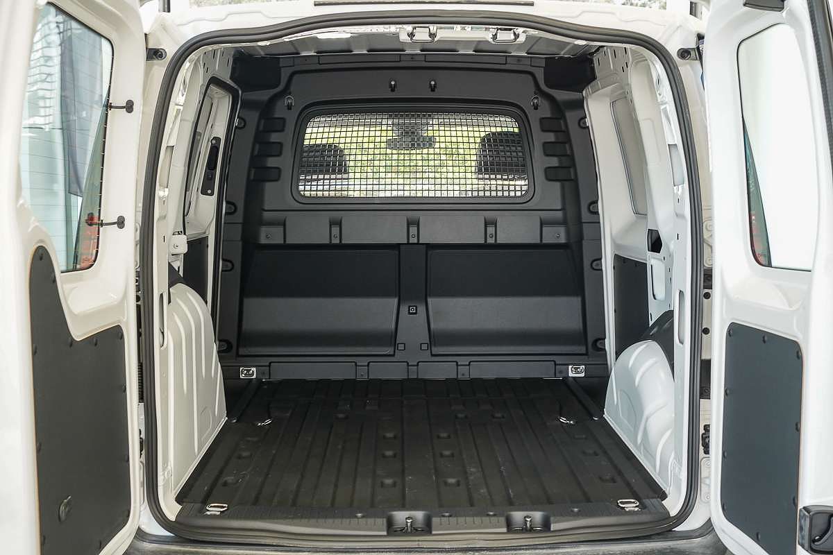 2025 Volkswagen Caddy TDI320 5 LWB