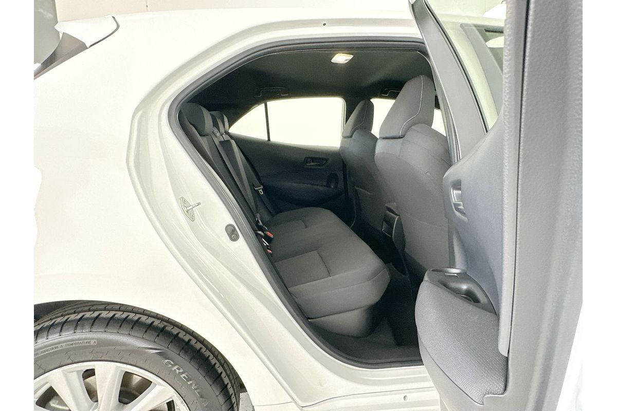 2022 Toyota Corolla Ascent Sport Hybrid ZWE219R