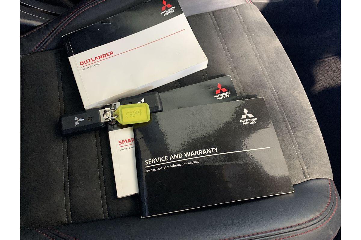 2020 Mitsubishi Outlander Black Edition ZL