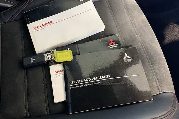 2020 Mitsubishi Outlander Black Edition ZL