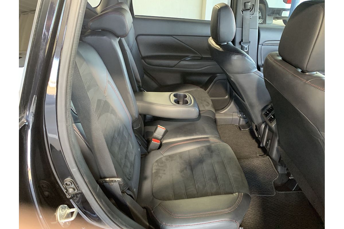 2020 Mitsubishi Outlander Black Edition ZL