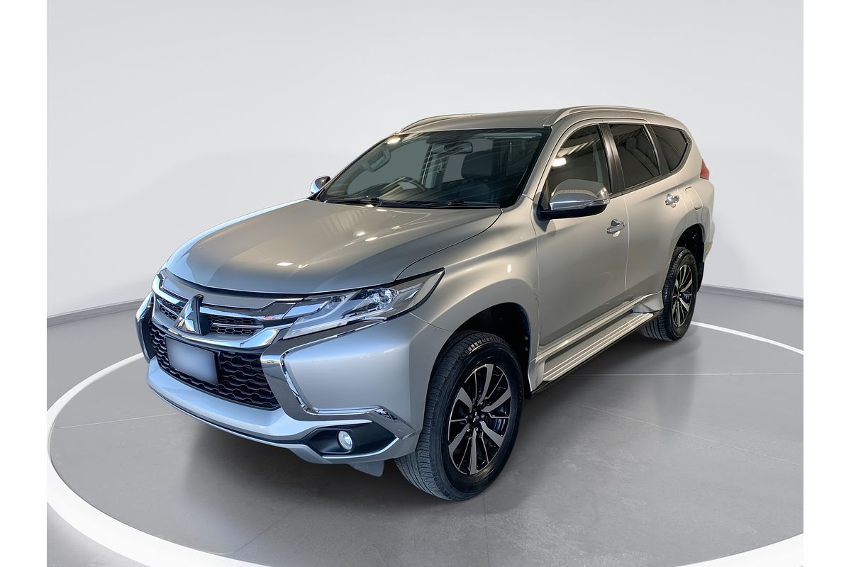 2017 Mitsubishi Pajero Sport GLS QE