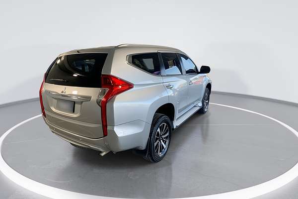 2017 Mitsubishi Pajero Sport GLS QE